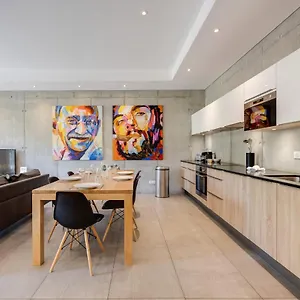 Holiday home Le Kube - De Prestige Au Centre D'annecy, Annecy